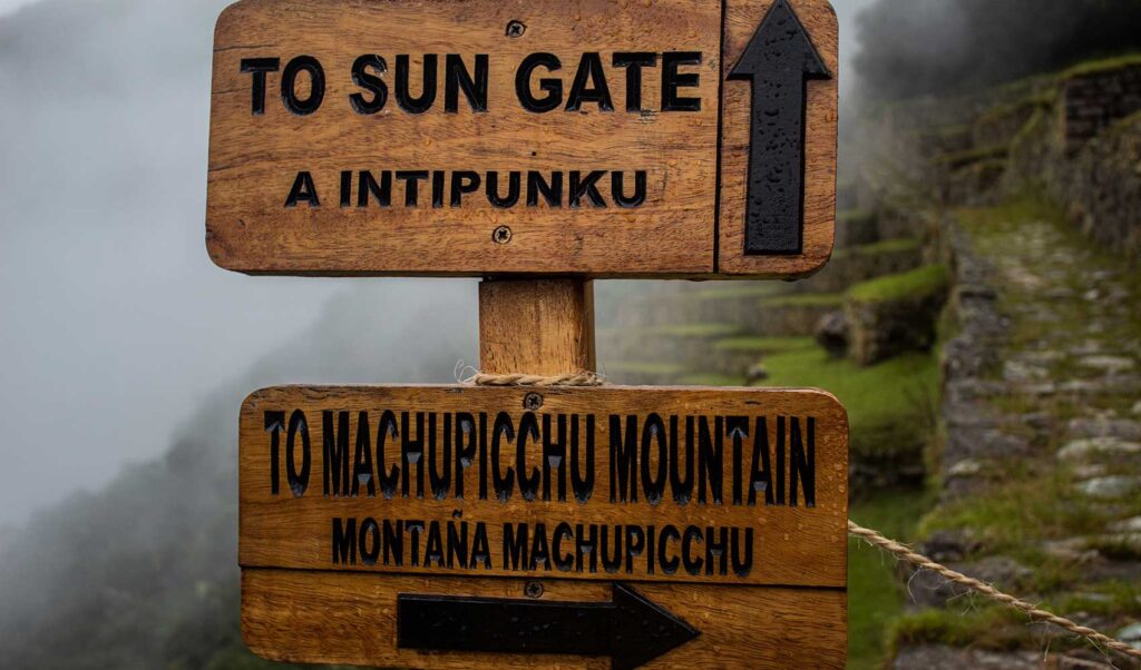 Machu Picchu signs - Cusco